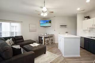 GOLF VILLAS CONDOMINIUM - Residential Lease