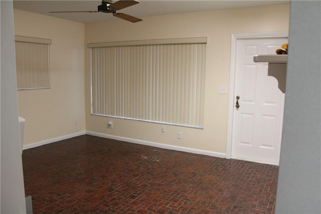 Shelter Islands 43-6 B - Residential