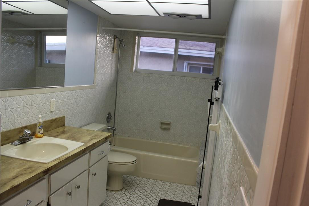 Shelter Islands 43-6 B - Residential