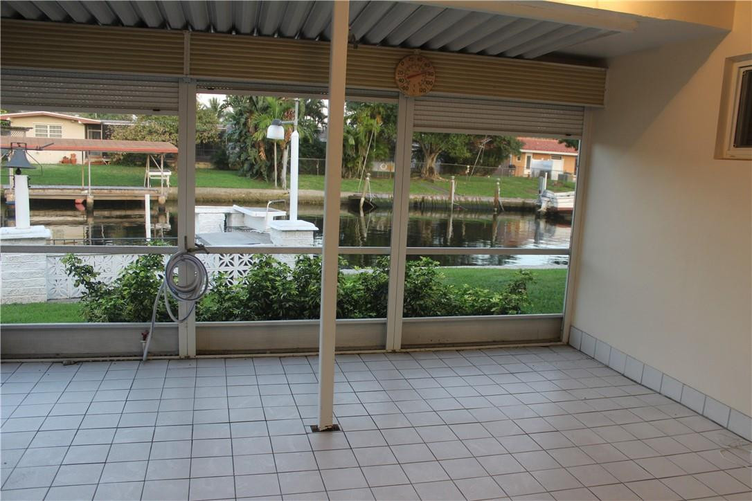 Shelter Islands 43-6 B - Residential