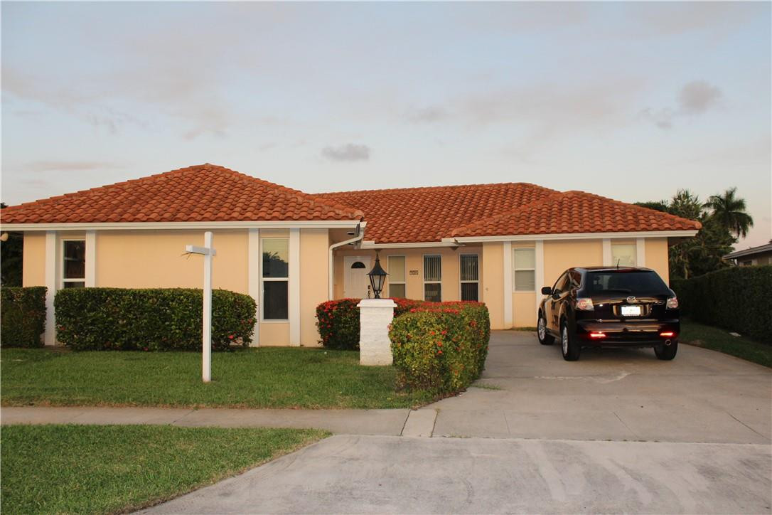 Shelter Islands 43-6 B - Residential