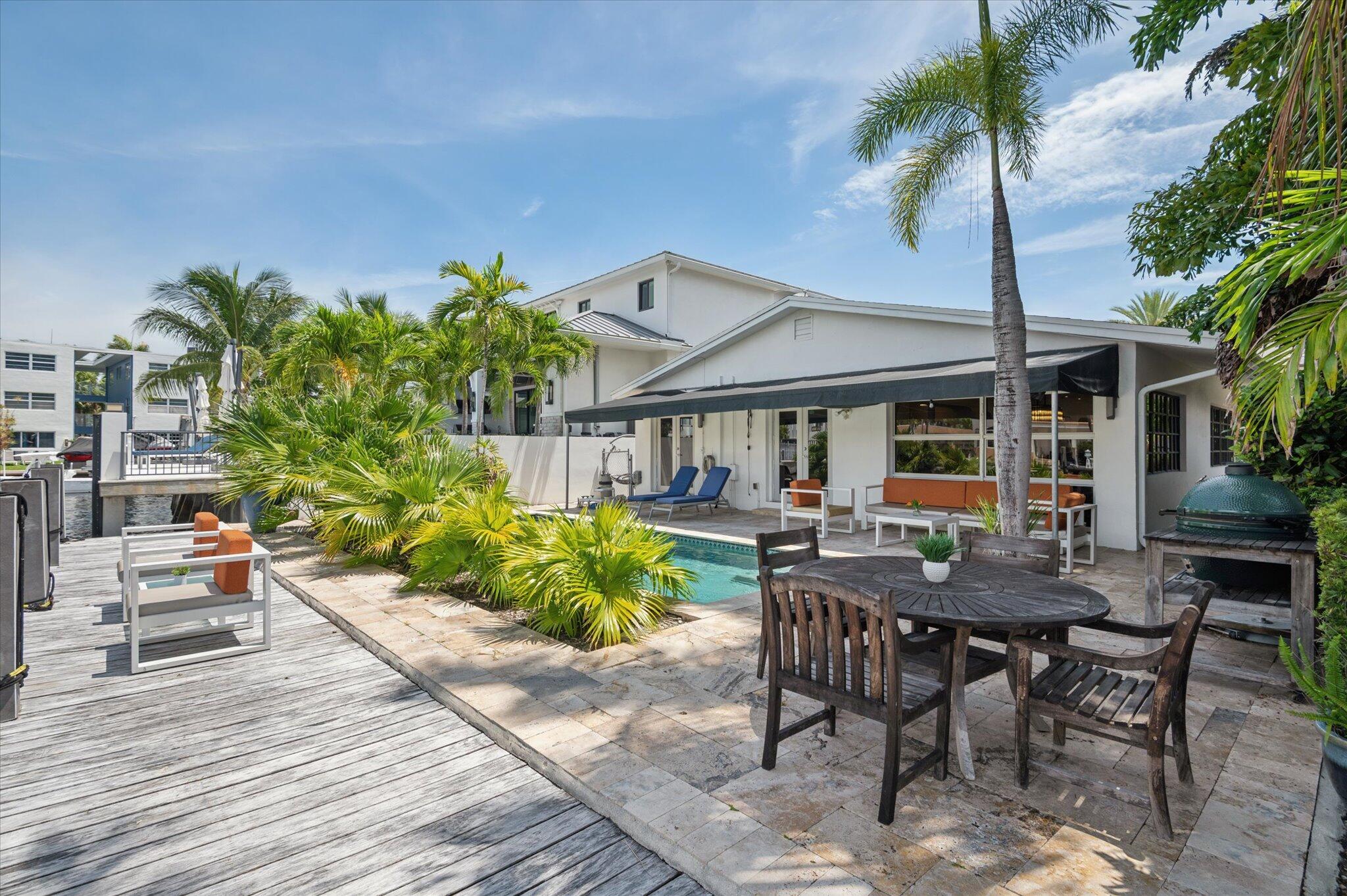 Las Olas Isles - Residential