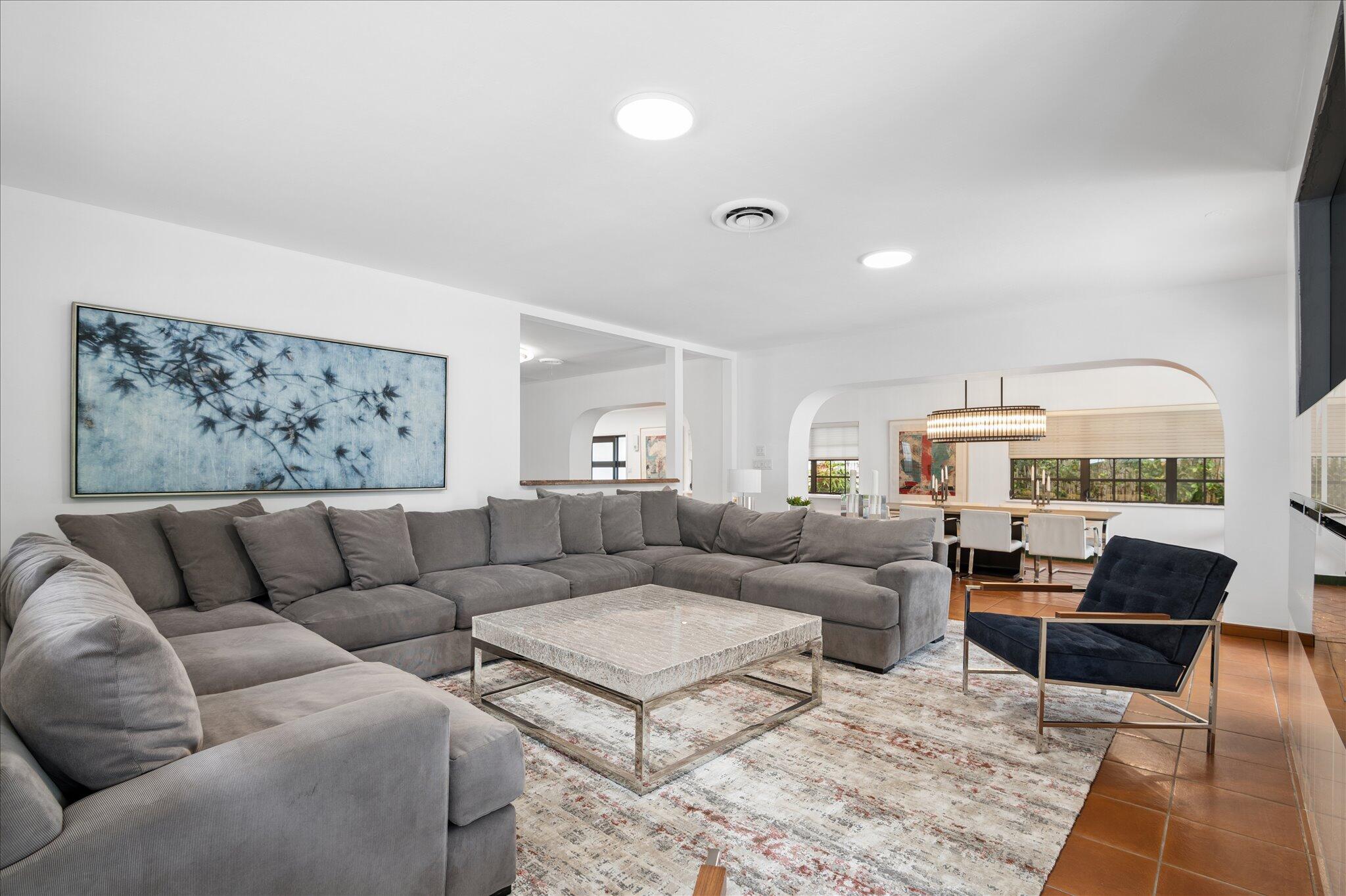 Las Olas Isles - Residential
