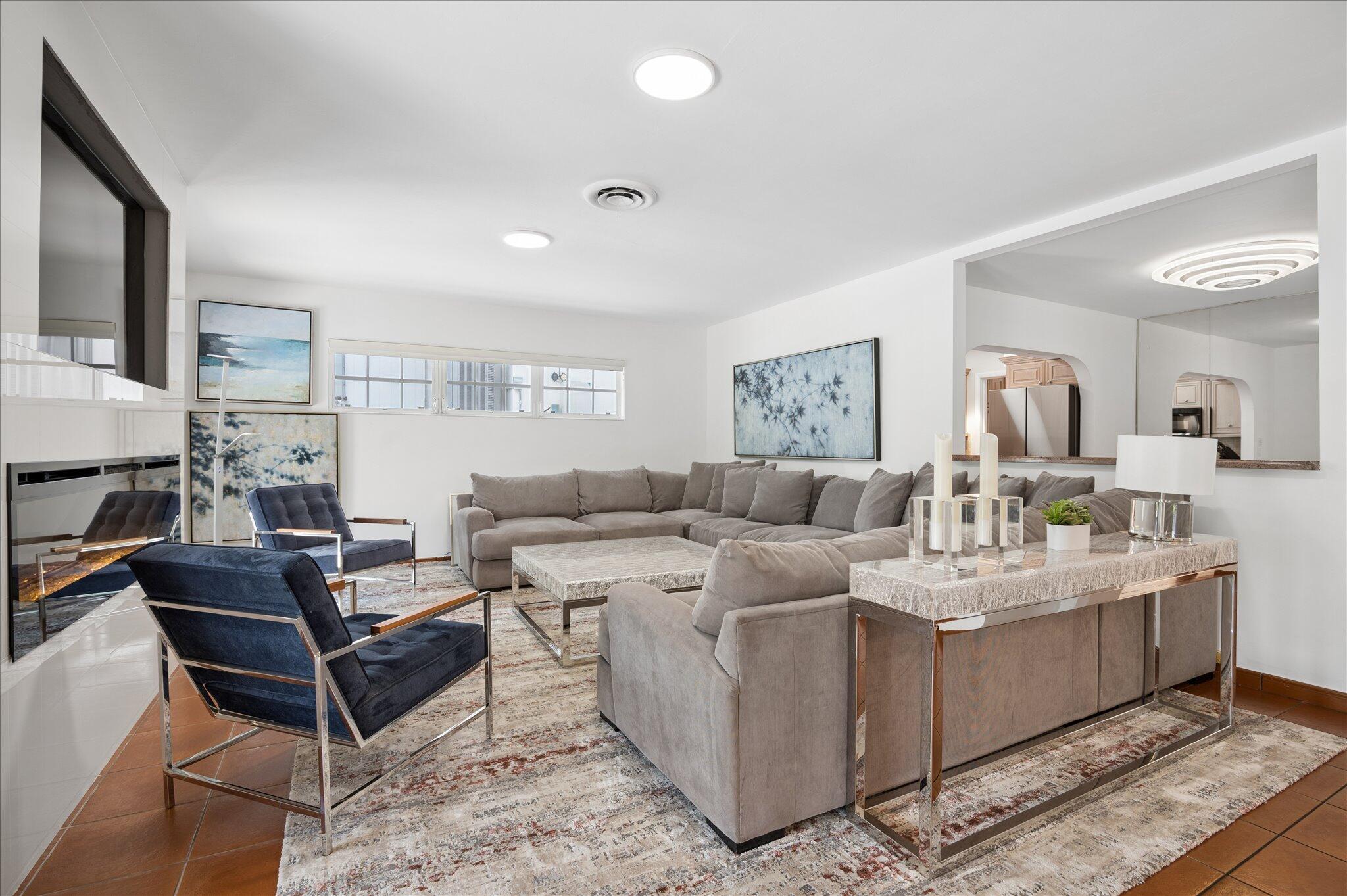 Las Olas Isles - Residential