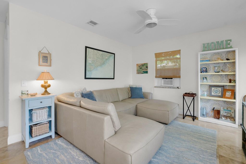 Photo of 333 Dover Street, Boca Raton, FL 33487 (MLS # R11092728)