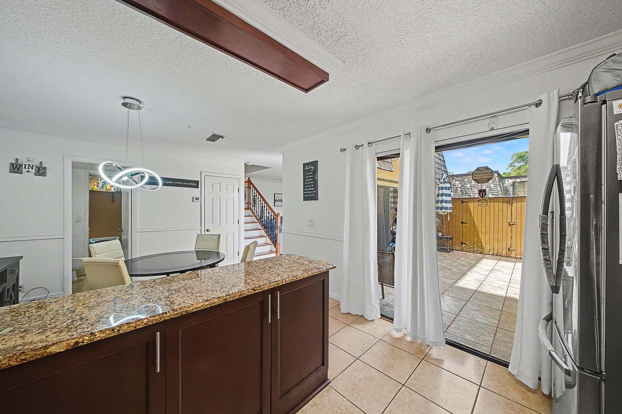 LAKEWOOD OF PALM SPRINGS - Residential