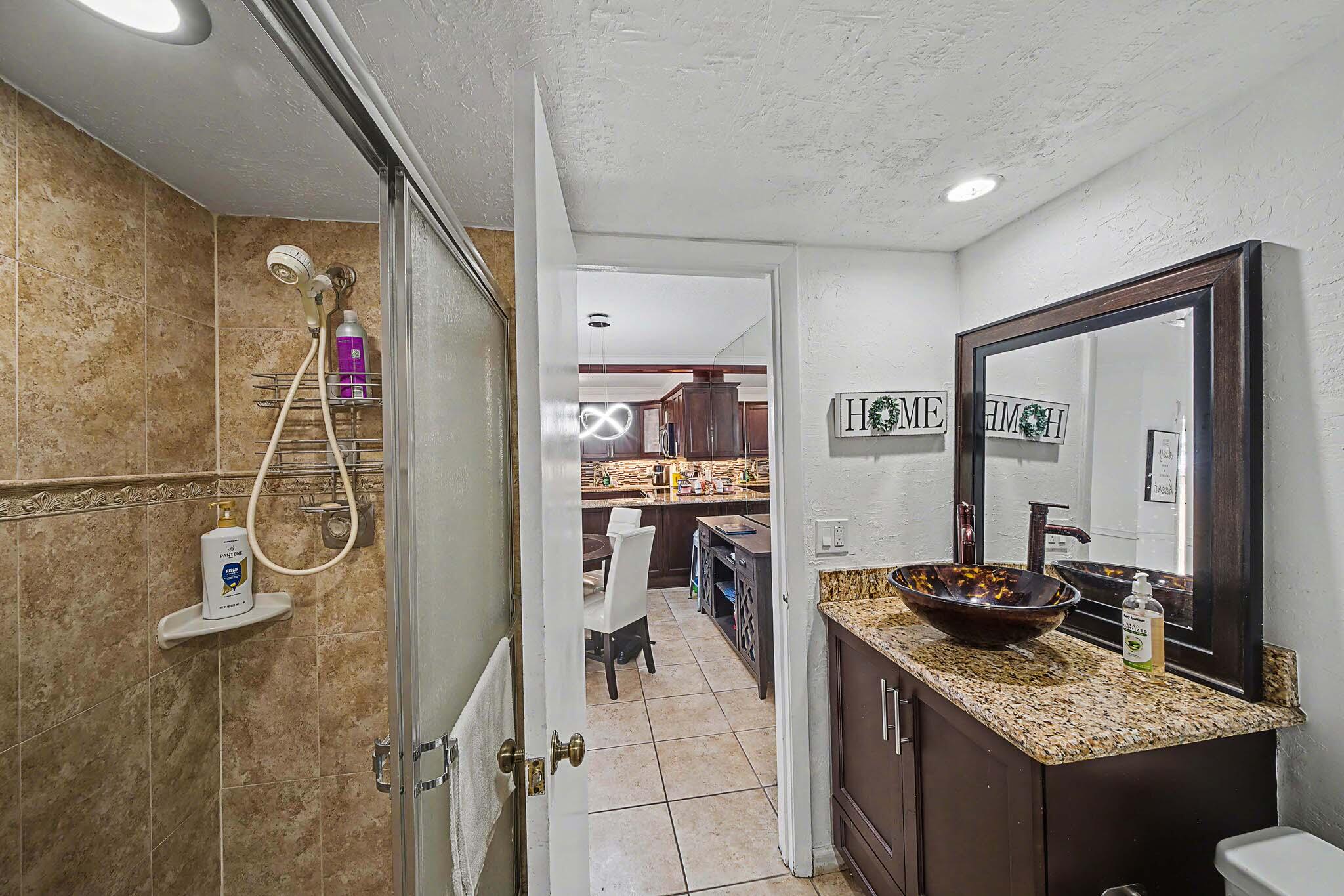 LAKEWOOD OF PALM SPRINGS - Residential