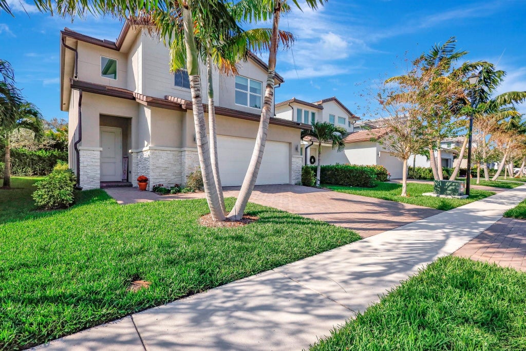 Photo of 2669 Country Lake Trail, Boynton Beach, FL 33436 (MLS # F10479353)