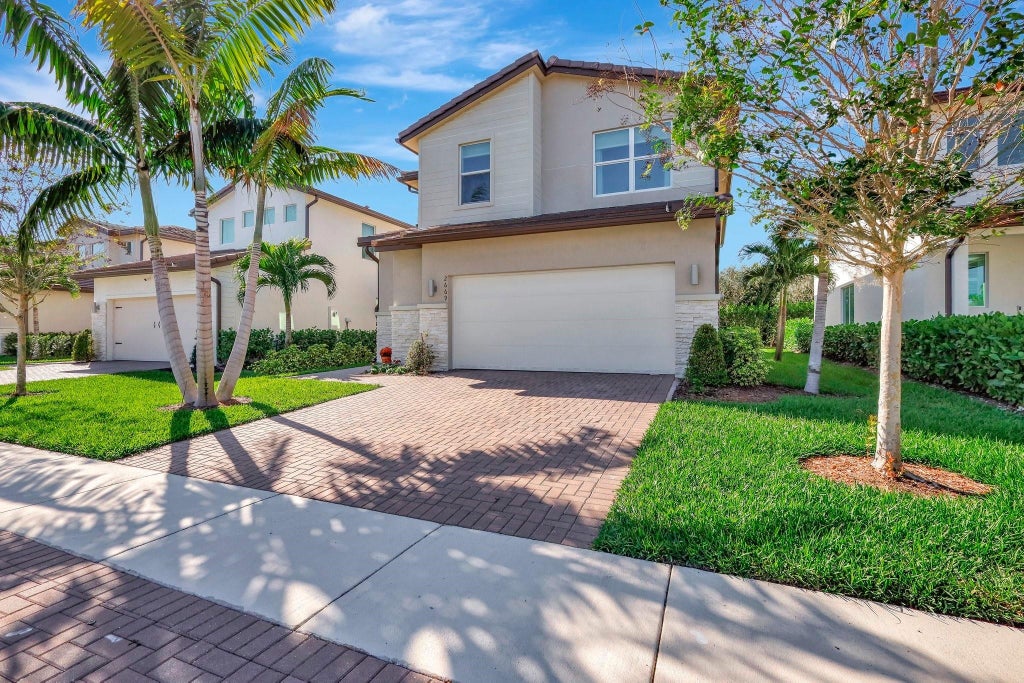 Photo of 2669 Country Lake Trail, Boynton Beach, FL 33436 (MLS # F10479353)