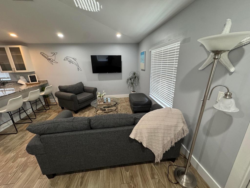 Photo of 601 N E Street, Lake Worth Beach, FL 33460 (MLS # B26016351)