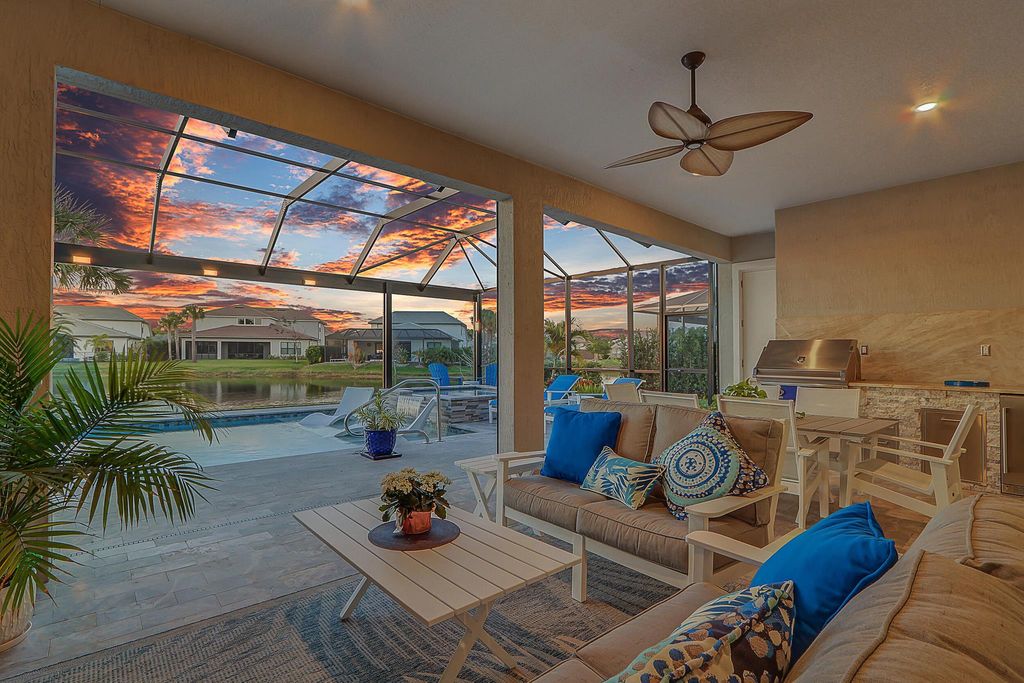 Photo of 117 Echelon Crest Trail, Jupiter, FL 33478 (MLS # R10973245)