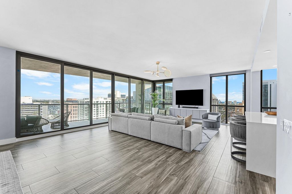 Photo of 100 E Las Olas Boulevard #3001, Fort Lauderdale, FL 33301 (MLS # R11163708)