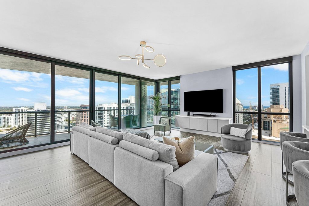 Photo of 100 E Las Olas Boulevard #3001, Fort Lauderdale, FL 33301 (MLS # R11163708)