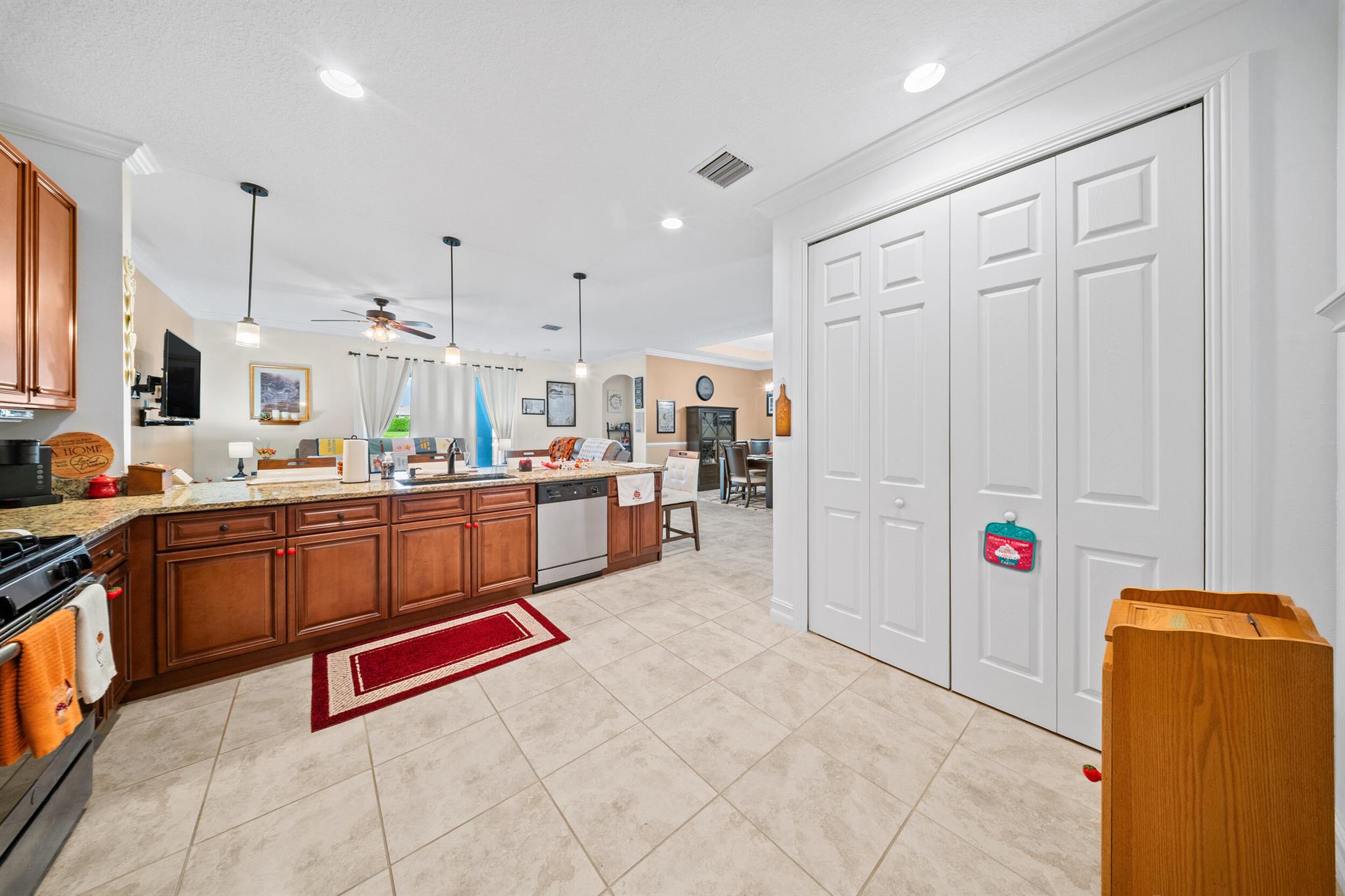 ST ANDREWS TOWNHOMES REPL - Residential