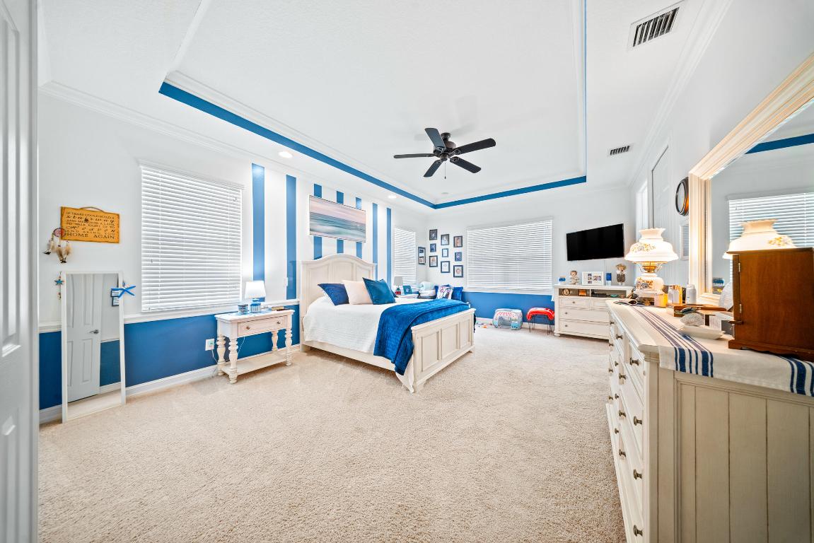 ST ANDREWS TOWNHOMES REPLAT NO 2 - Residential