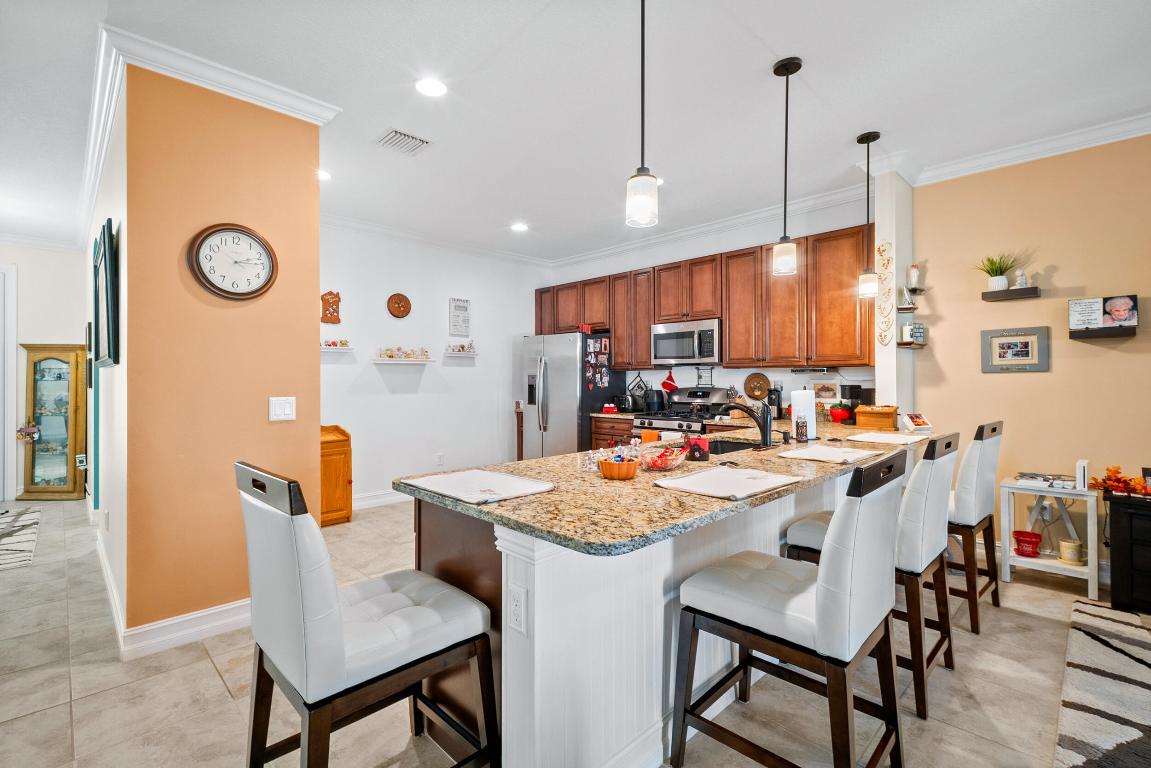 ST ANDREWS TOWNHOMES REPLAT NO 2 - Residential