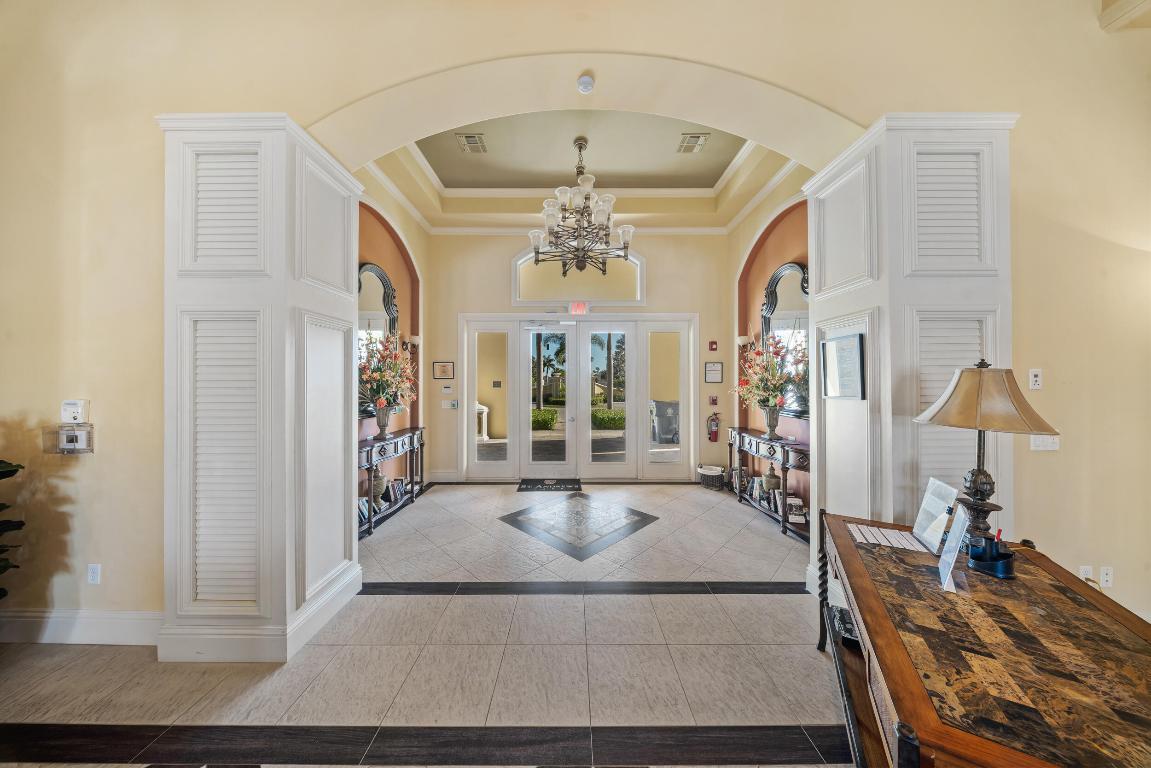 ST ANDREWS TOWNHOMES REPLAT NO 2 - Residential