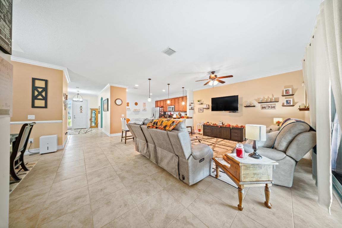 ST ANDREWS TOWNHOMES REPLAT NO 2 - Residential