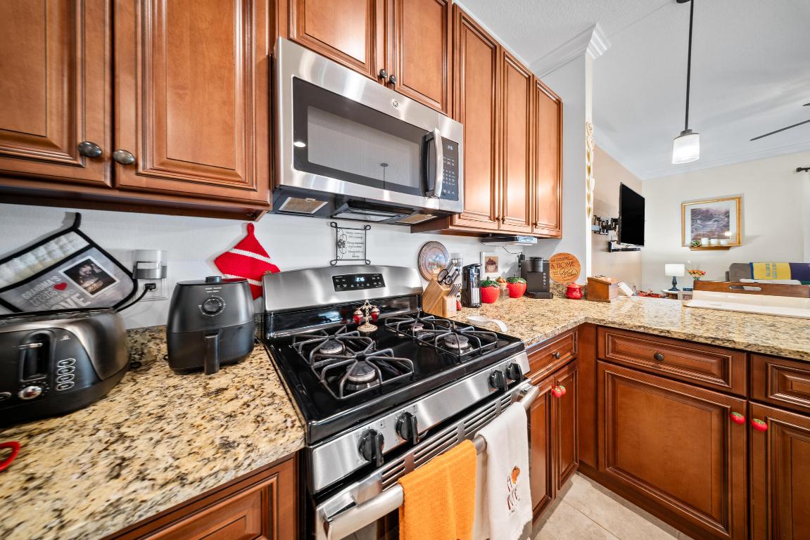 ST ANDREWS TOWNHOMES REPLAT NO 2 - Residential