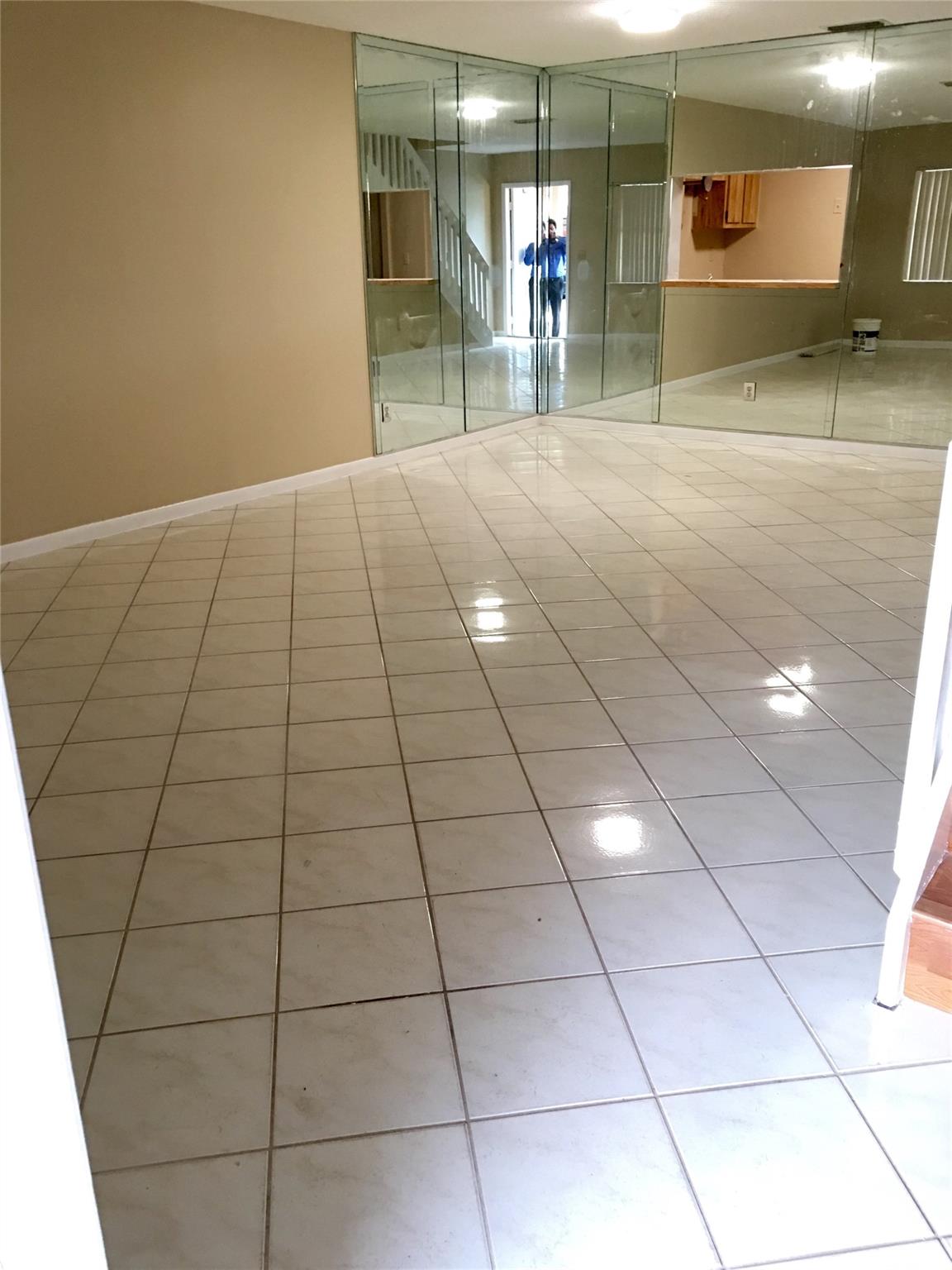 View photos, virtual tours, details... 10520 NW 6th St 10520