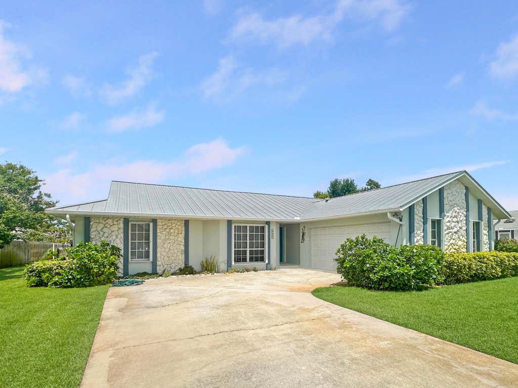 Photo of 5209 Eagle Drive, Fort Pierce, FL 34951 (MLS # B26053917)