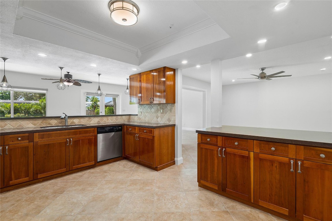 Hollywood Hills Amd 6-31 - Residential Lease