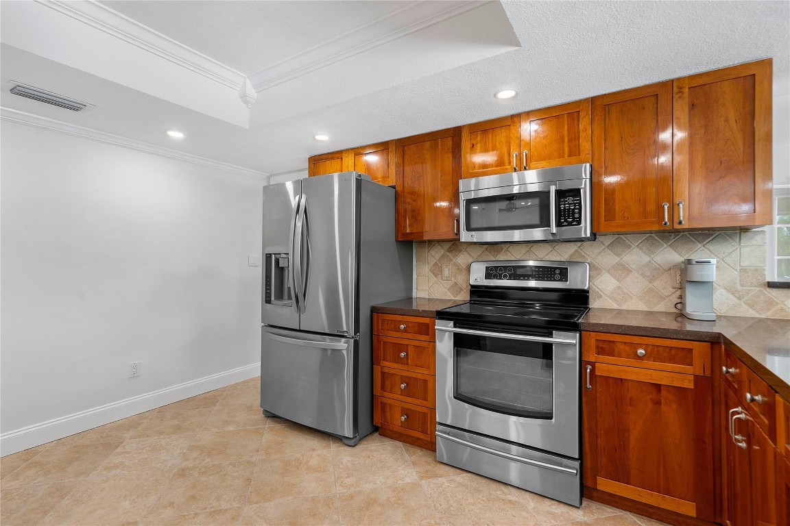 Hollywood Hills Amd 6-31 - Residential Lease