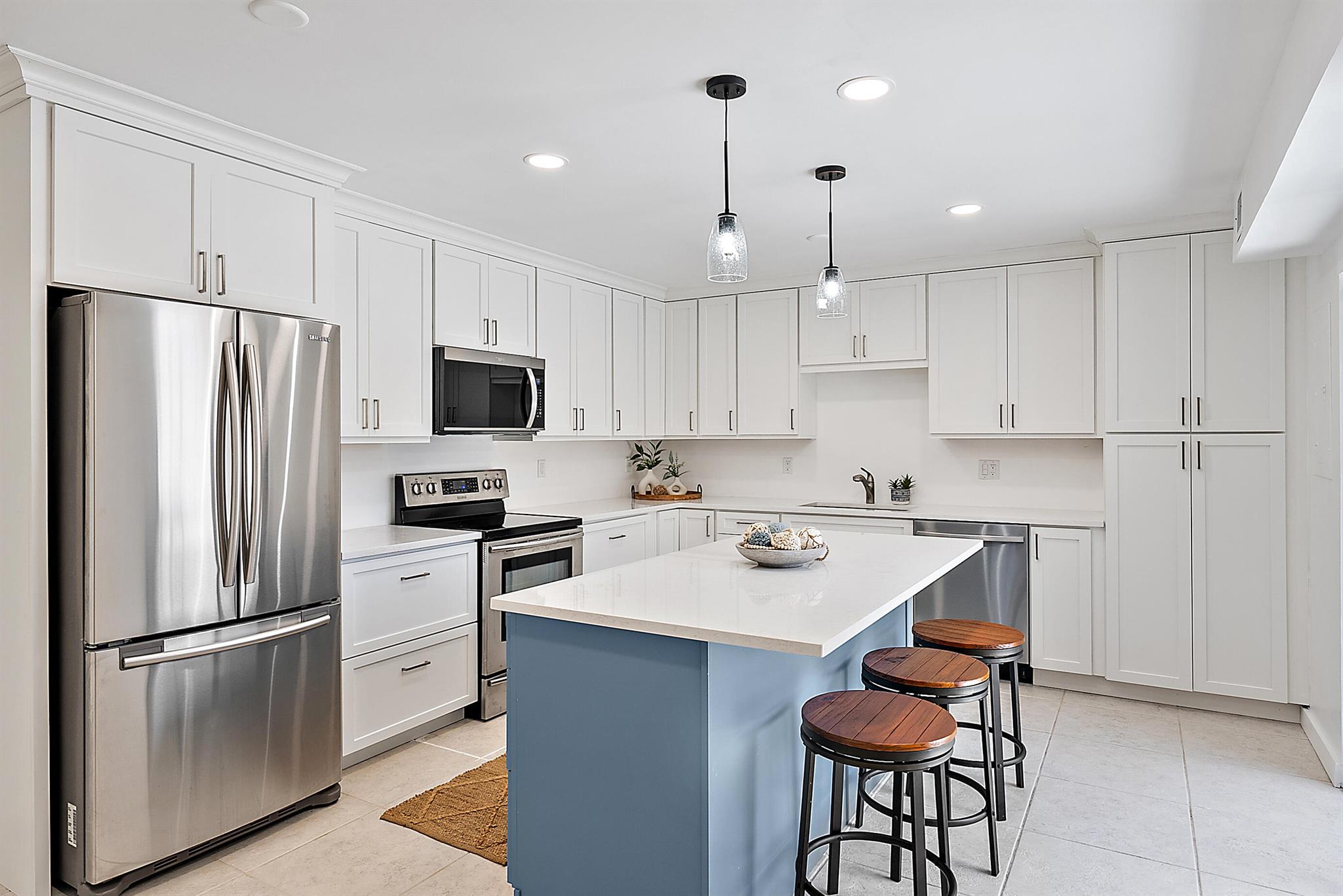 1420 Ocean Way 30c