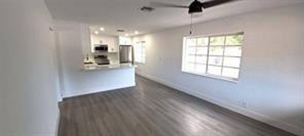 Photo of 628 N 58th Avenue, Hollywood, FL 33021 (MLS # F10555793)