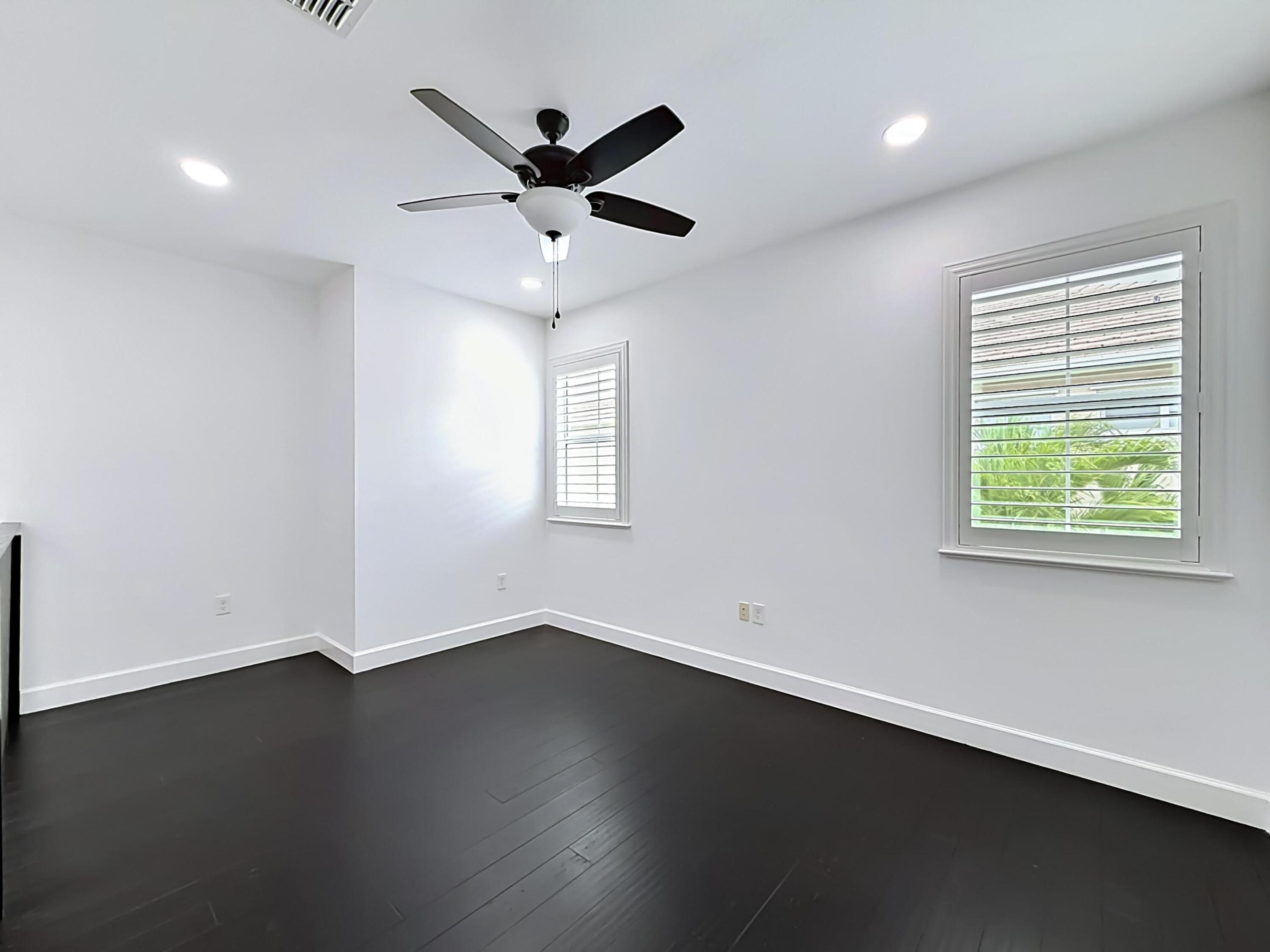 OLYMPIA PL 2 - Residential