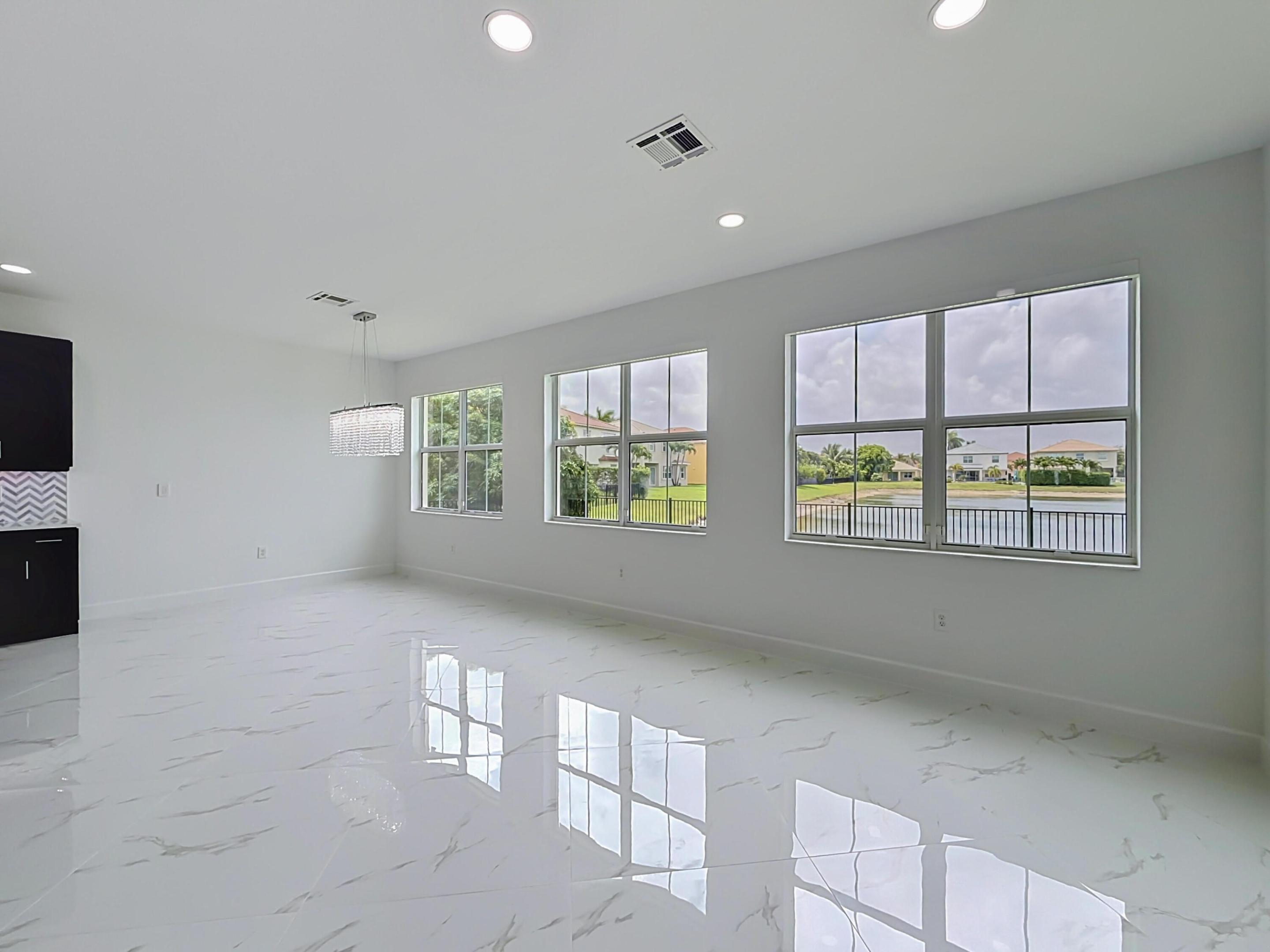 OLYMPIA PL 2 - Residential