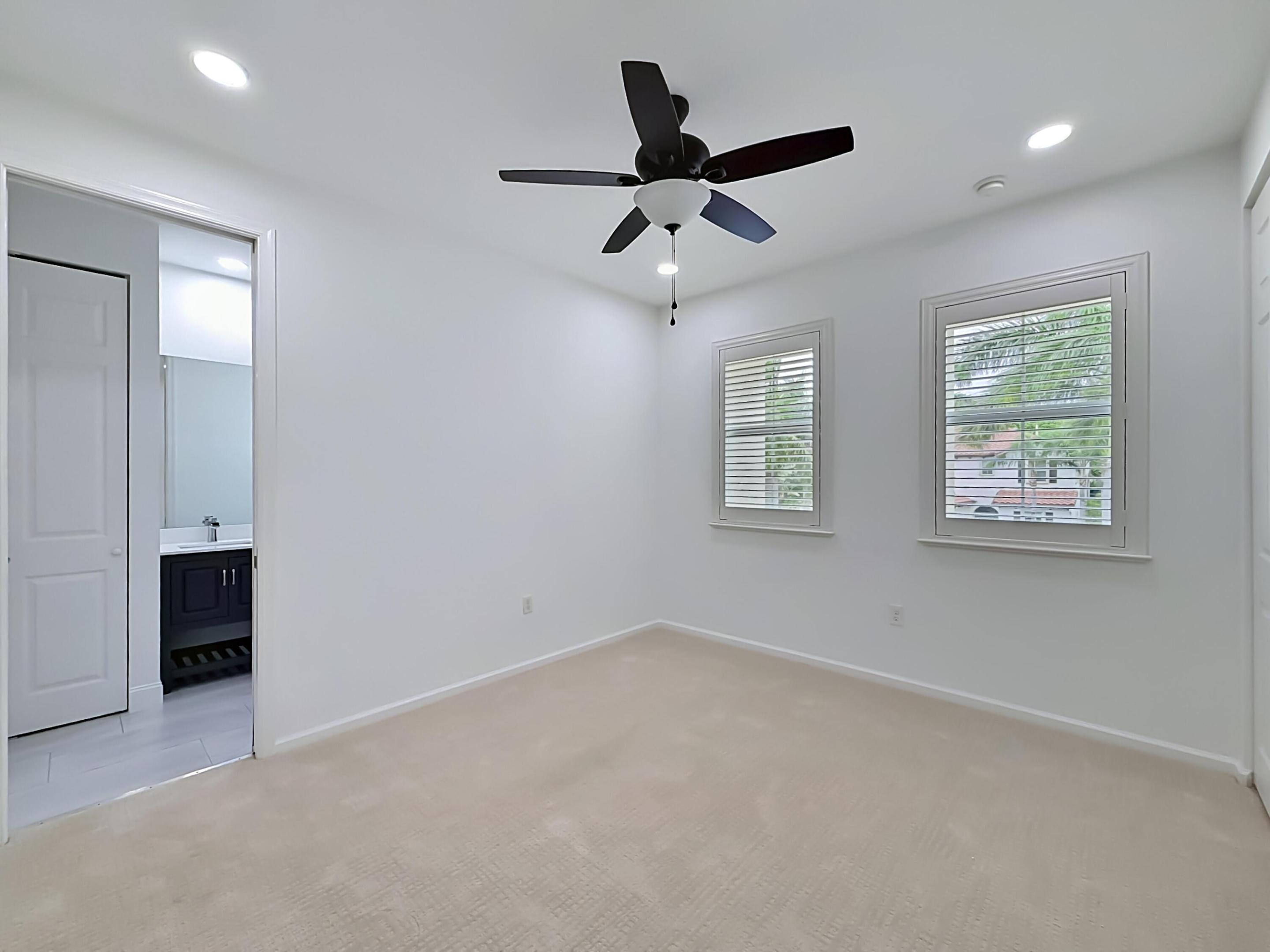 OLYMPIA PL 2 - Residential