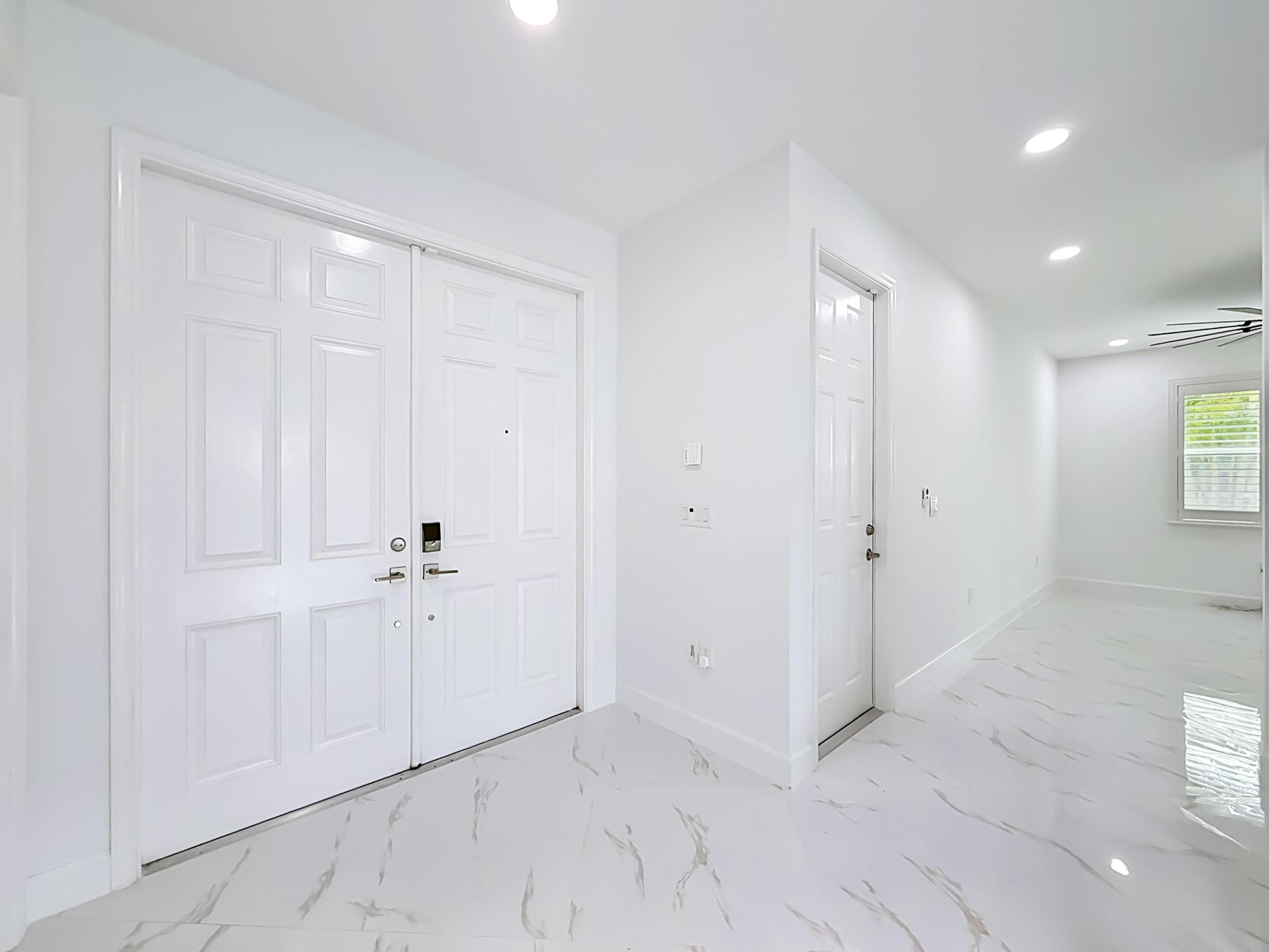 OLYMPIA PL 2 - Residential
