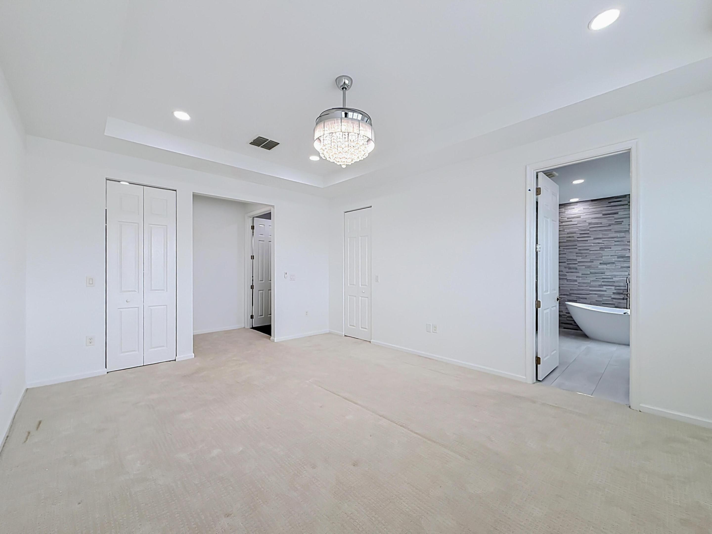 OLYMPIA PL 2 - Residential