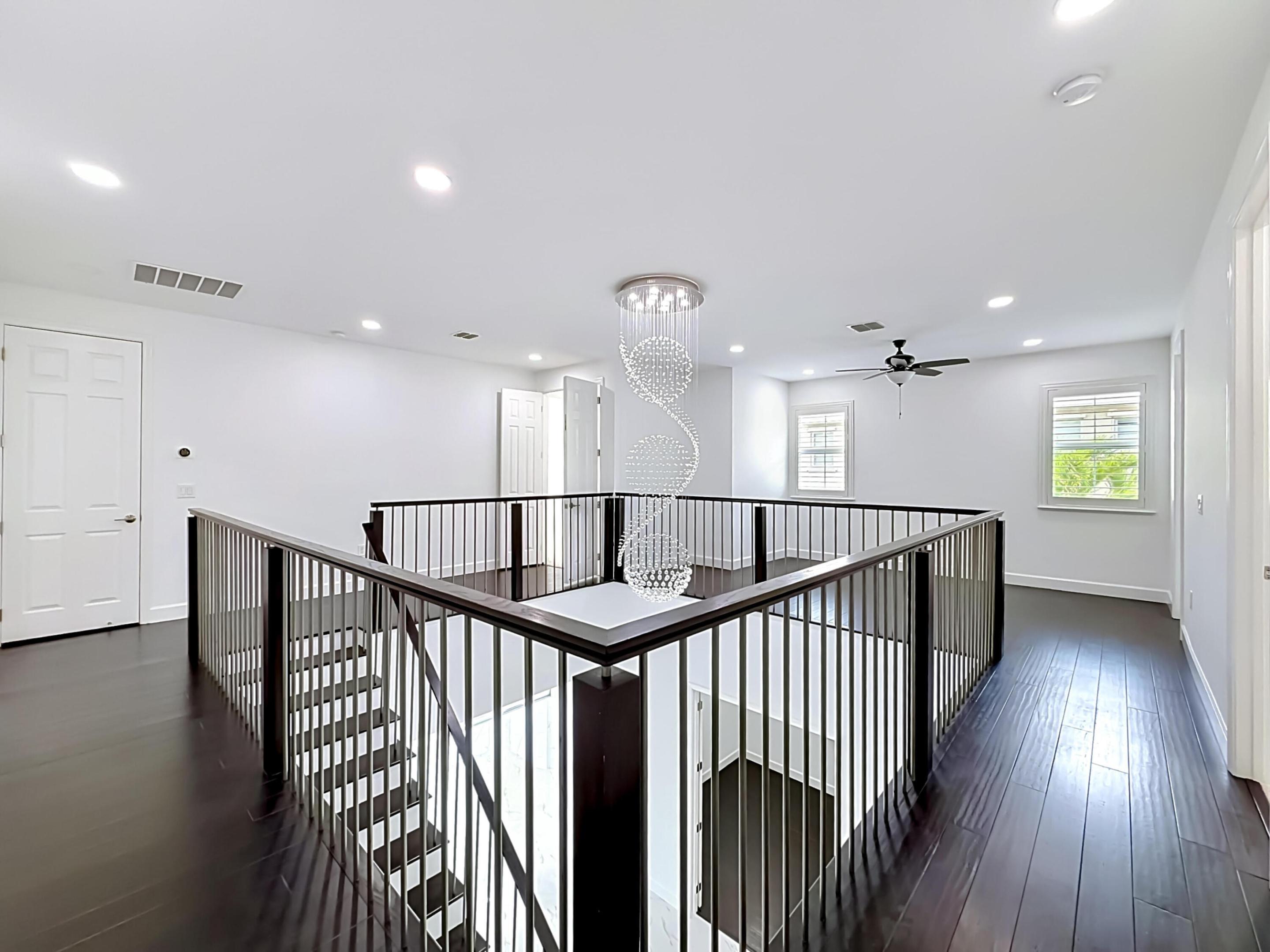 OLYMPIA PL 2 - Residential