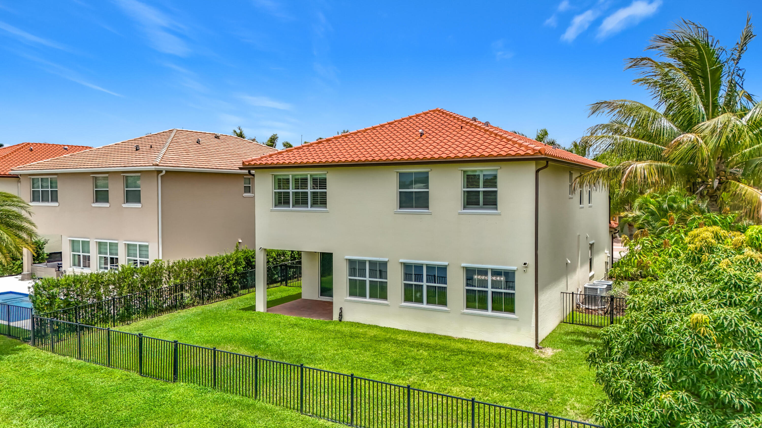 OLYMPIA PL 2 - Residential