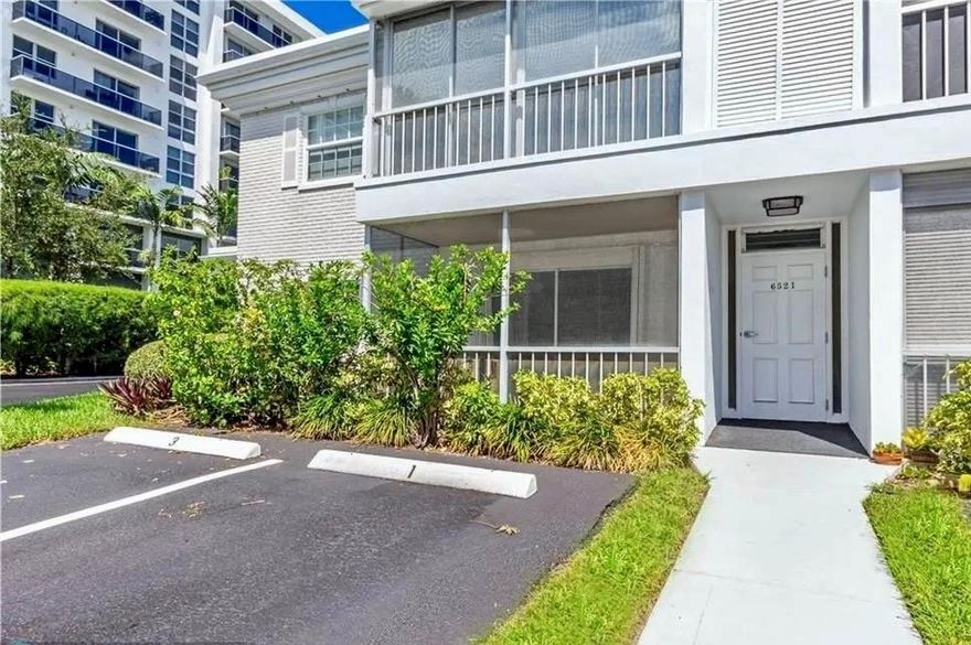 COMING SOON!! PRIME location, steps from the inter-coastal and pool! BOAT OWNERS - Dockage @ only 2.00 a foot with unrestricted ocean access for up to a 50ft boat!! Can rent right away! Furnished, 1 bed 1.5 bath. Light & Bright - impact windows, new appliances & tile flooring throughout. Relax on your screened in porch in this highly desirable Gated community, Incredible location minutes from the beach, restaurants, shopping and more! Bay Colony Club is a hidden gem in Fort Lauderdale, 24 hour security- Amenities for all including 4 Pools, pickleball courts, tennis, 3 clubhouses, 2 fitness centers and private docks.