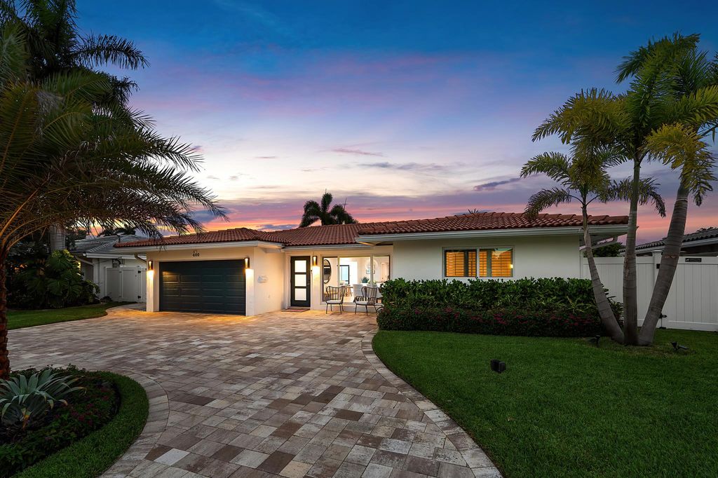 Photo of 400 SE 5th Terrace, Pompano Beach, FL 33060 (MLS # R11098117)