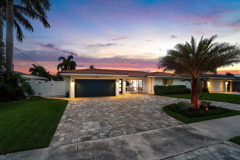 Photo of 400 SE 5th Terrace, Pompano Beach, FL 33060 (MLS # R11098117)