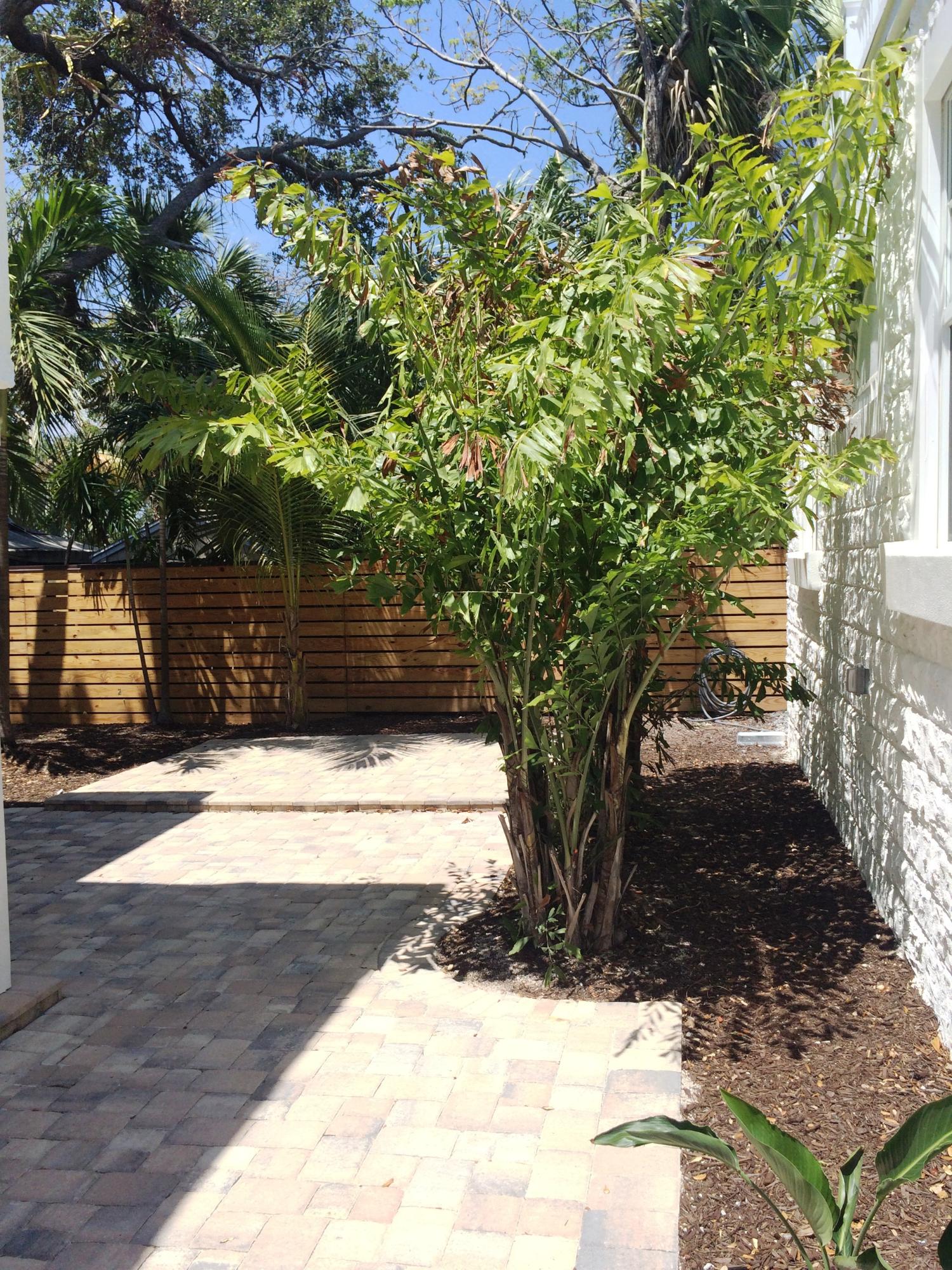 GRANDVIEW HEIGHTS - PALM BEACH HEIGHTS - Residential Lease