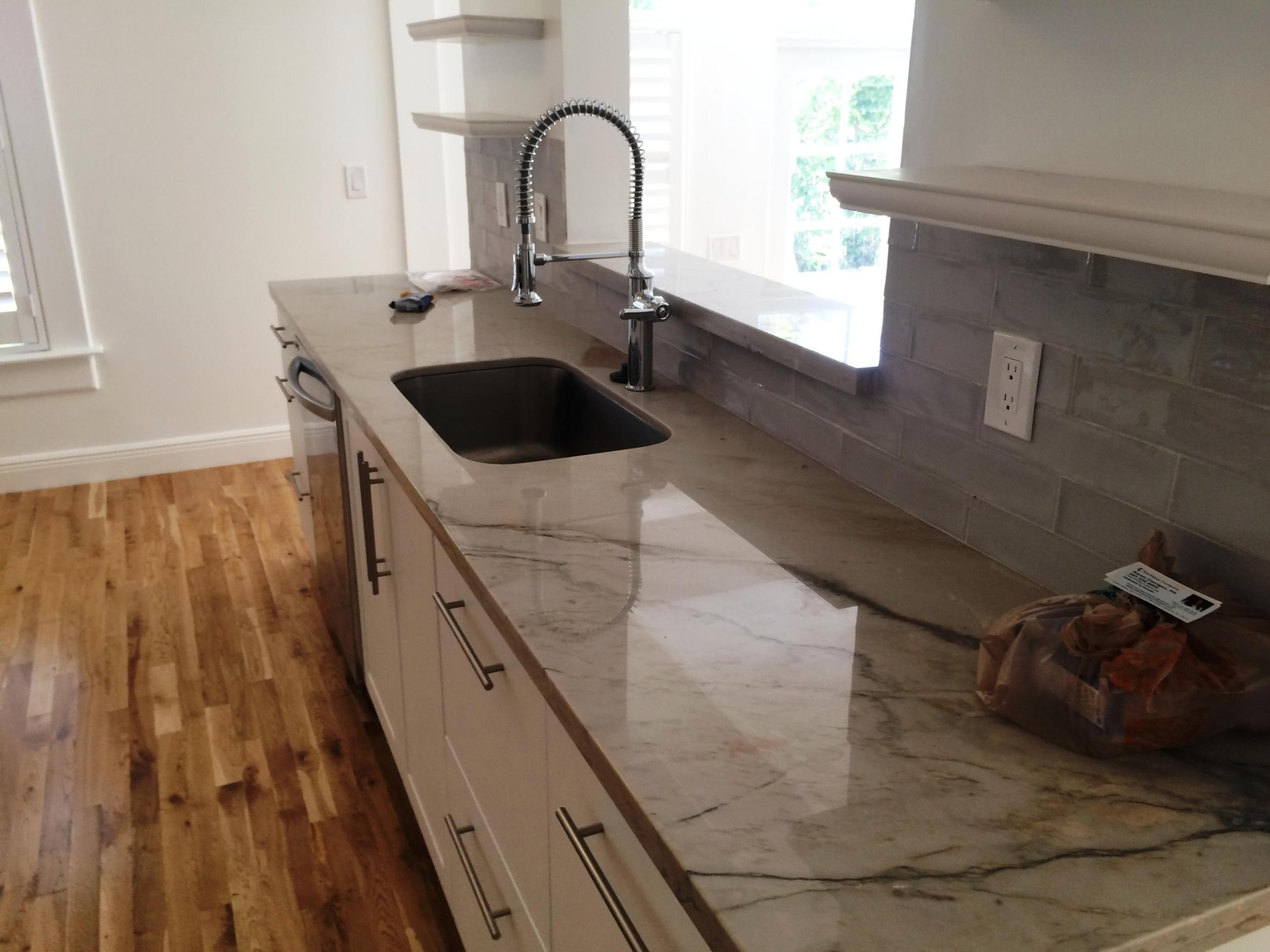 GRANDVIEW HEIGHTS - PALM BEACH HEIGHTS - Residential Lease