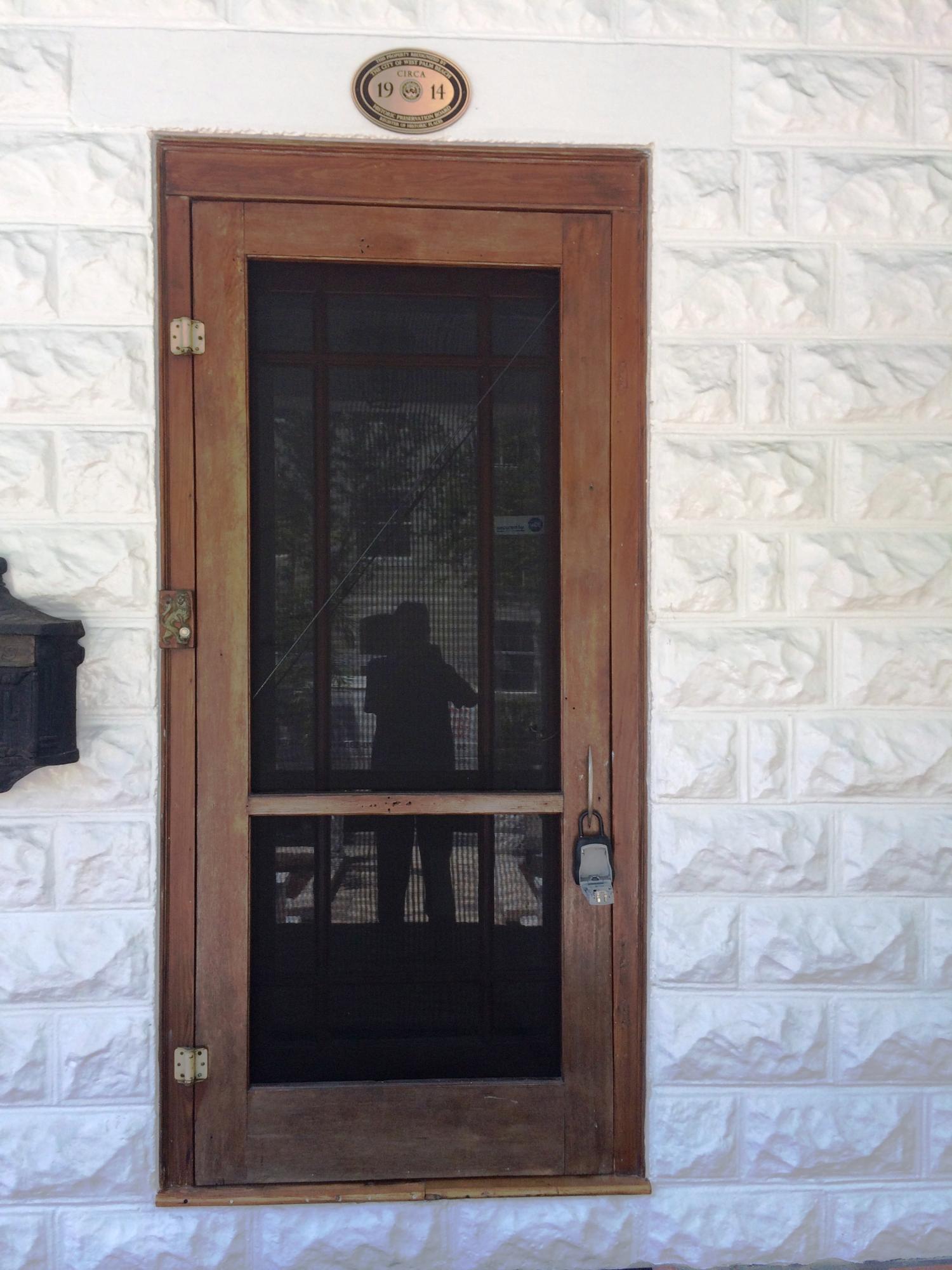 GRANDVIEW HEIGHTS - PALM BEACH HEIGHTS - Residential Lease