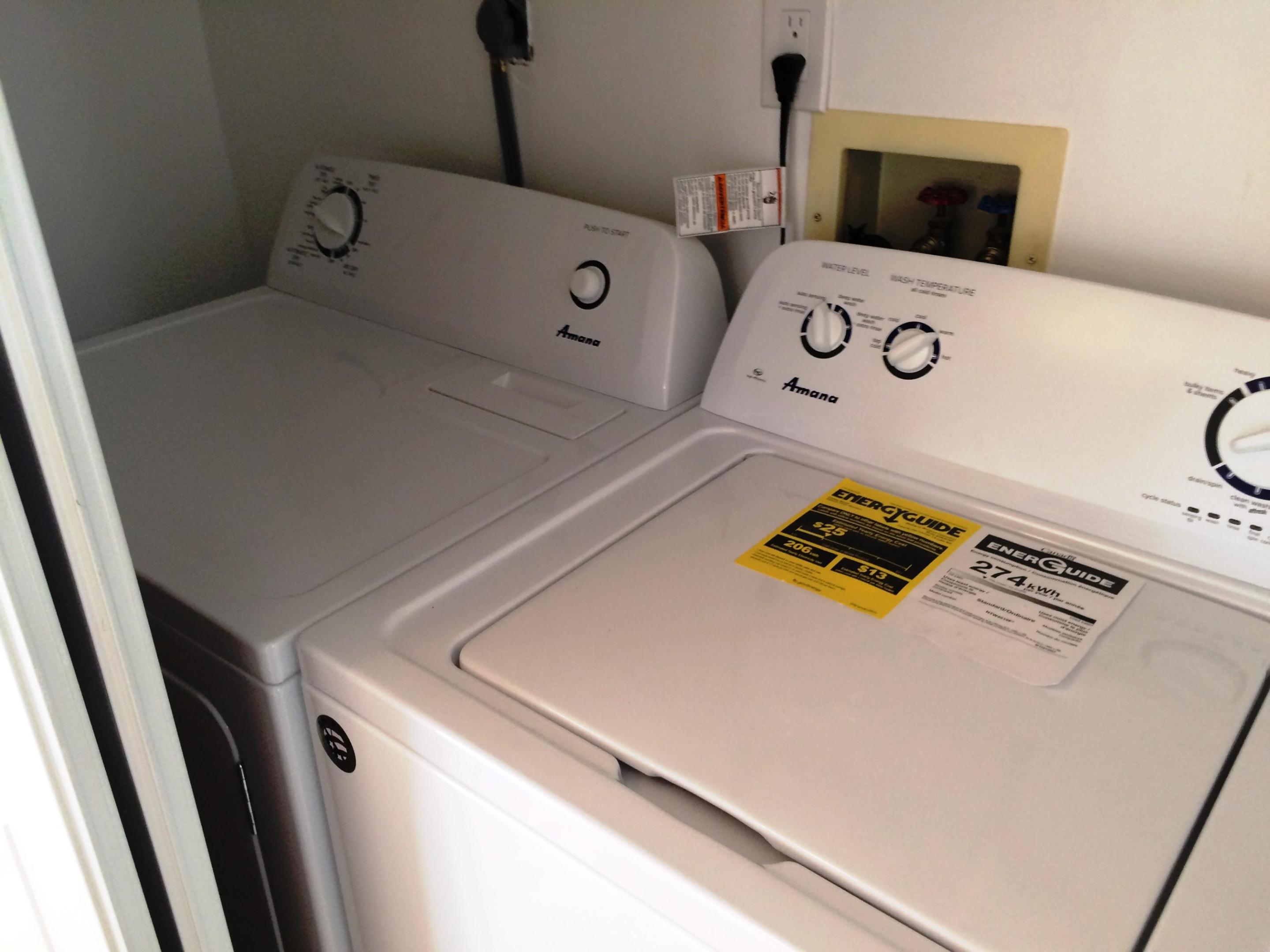 GRANDVIEW HEIGHTS - PALM BEACH HEIGHTS - Residential Lease