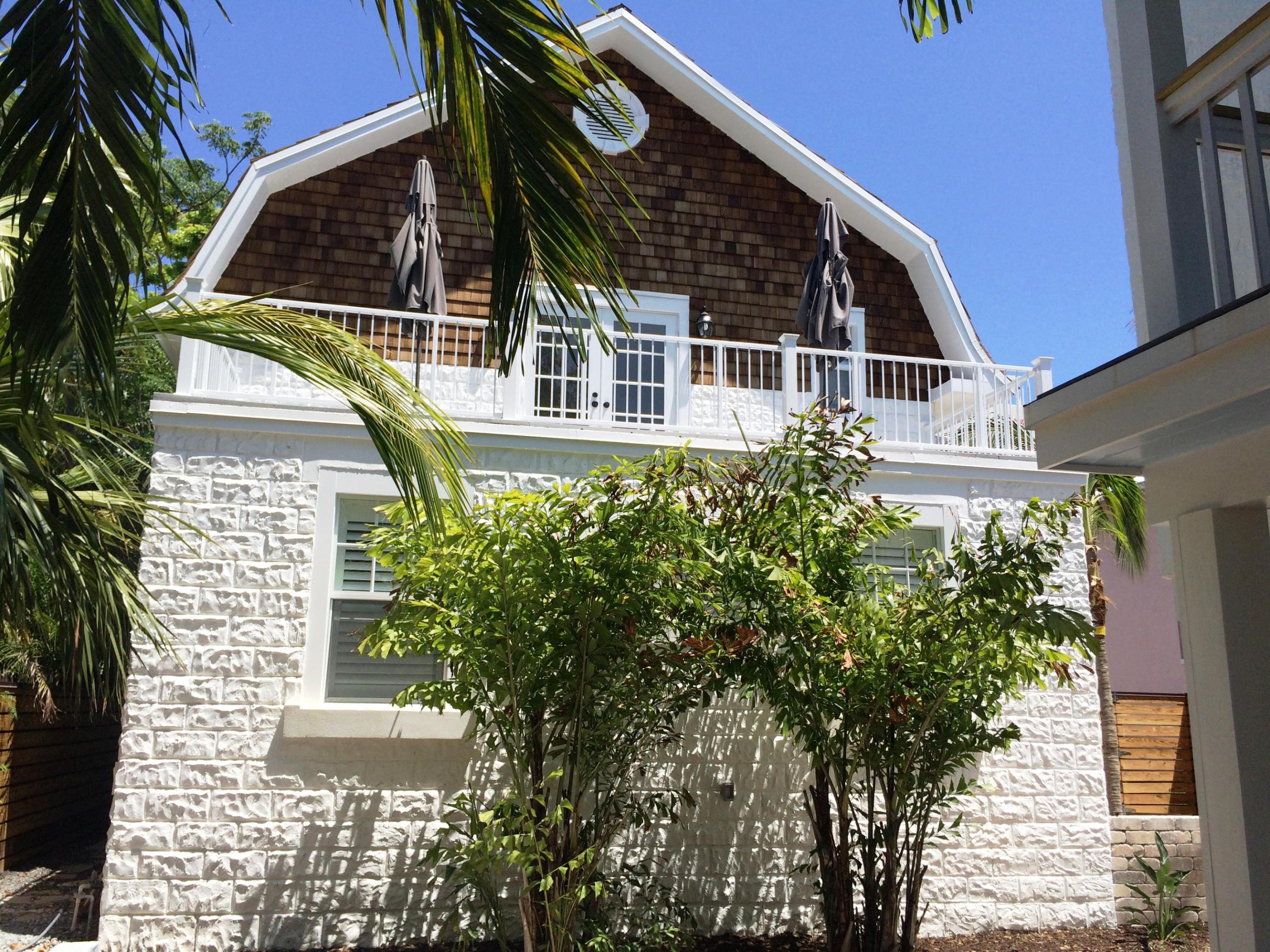 GRANDVIEW HEIGHTS - PALM BEACH HEIGHTS - Residential Lease