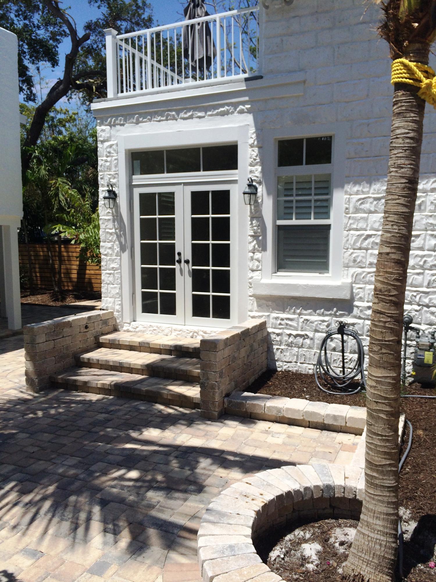 GRANDVIEW HEIGHTS - PALM BEACH HEIGHTS - Residential Lease