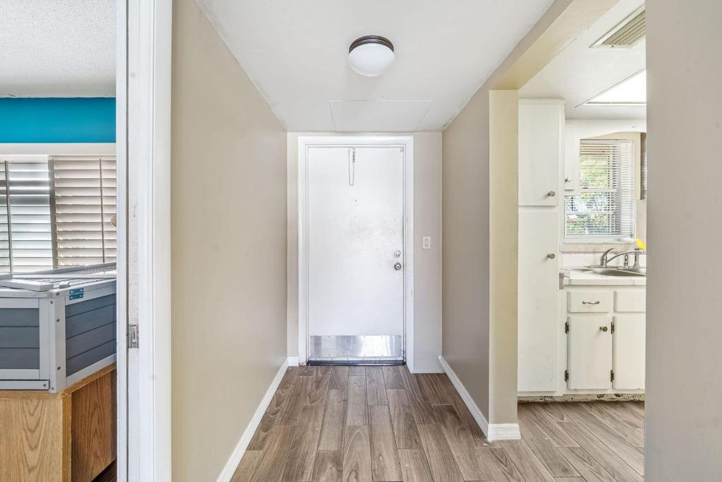 Photo of 419 S Us Highway 1 #E201, North Palm Beach, FL 33408 (MLS # R11147115)