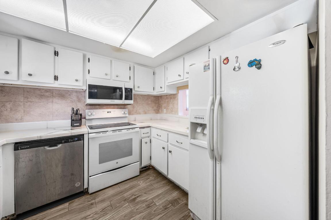 VILLAGE GARDEN CONDO APTS - Residential