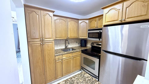 Tiny photo for 78 Harwood H Crescent, Deerfield Beach, FL 33442 (MLS # B26023458)