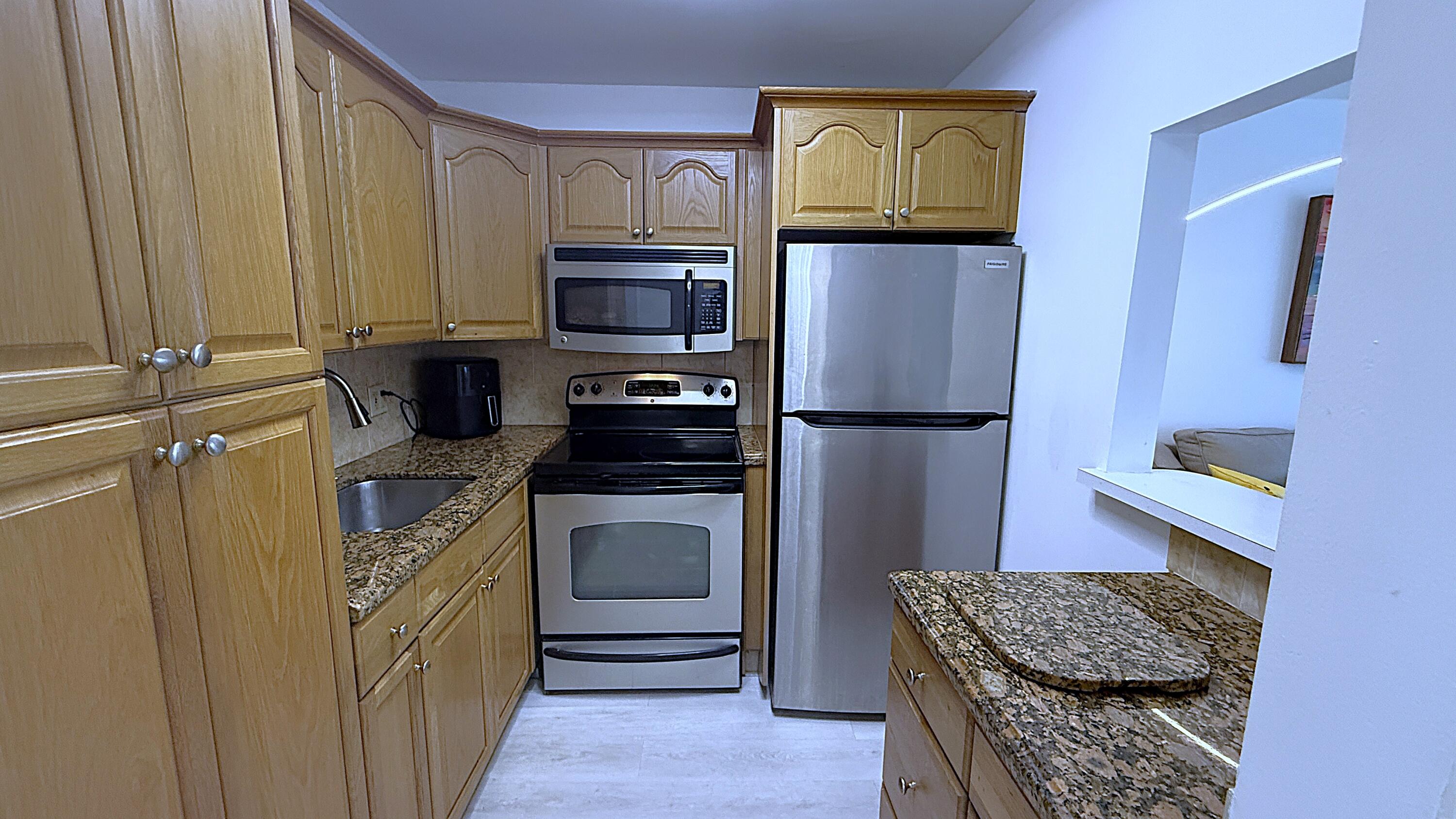 HARWOOD H CONDO - Residential