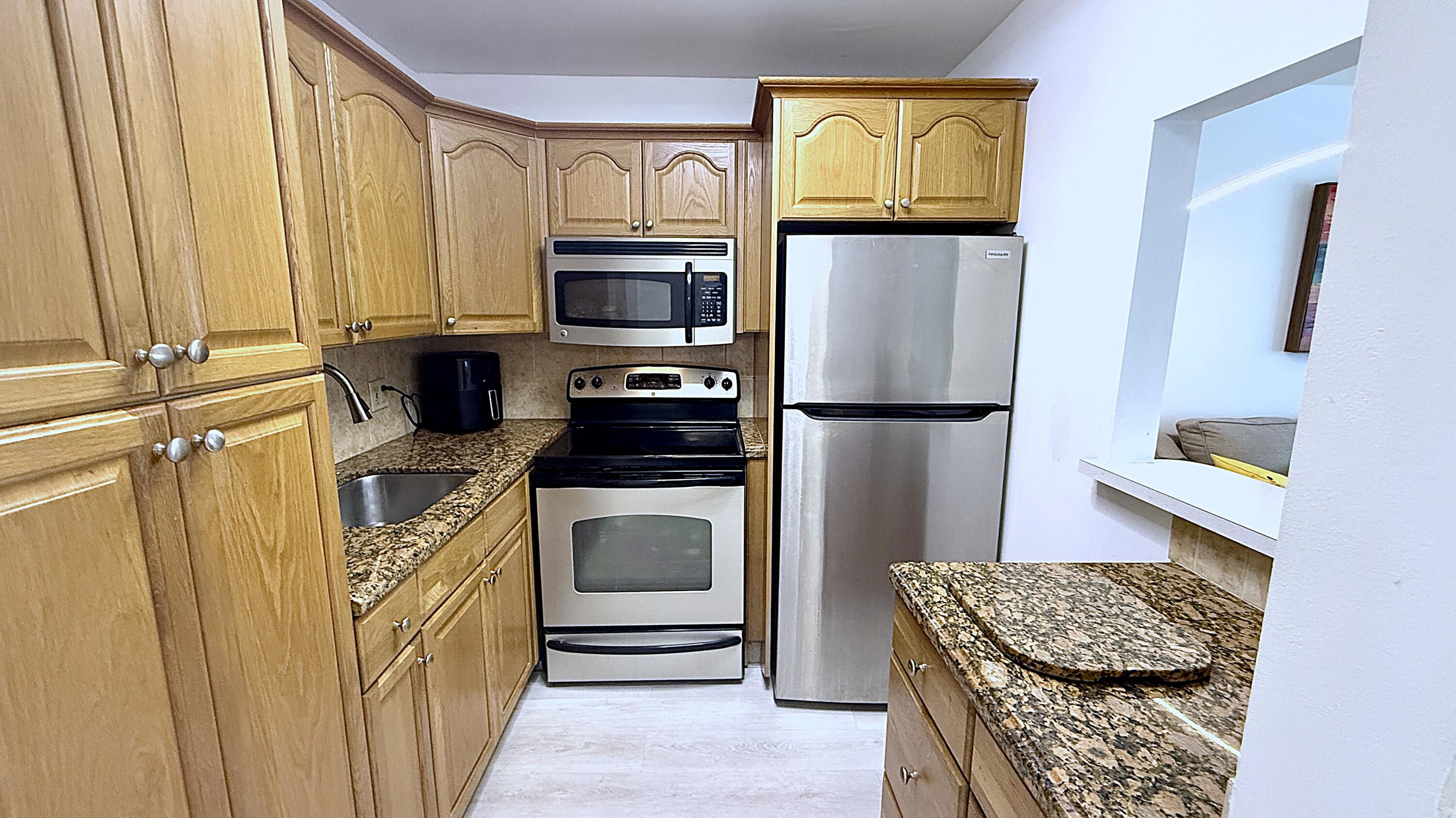 HARWOOD H CONDO - Residential